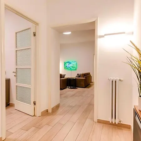 Relax - Historic Center With 3 Bedrooms And Free Ztl Pass דירה *
